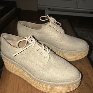 Stuart Weitzman platform loafer Linen size 8.5
